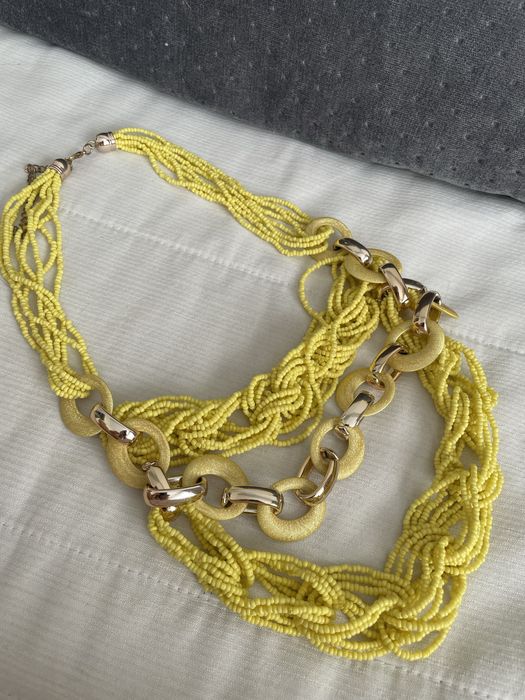 Гривни и колиета