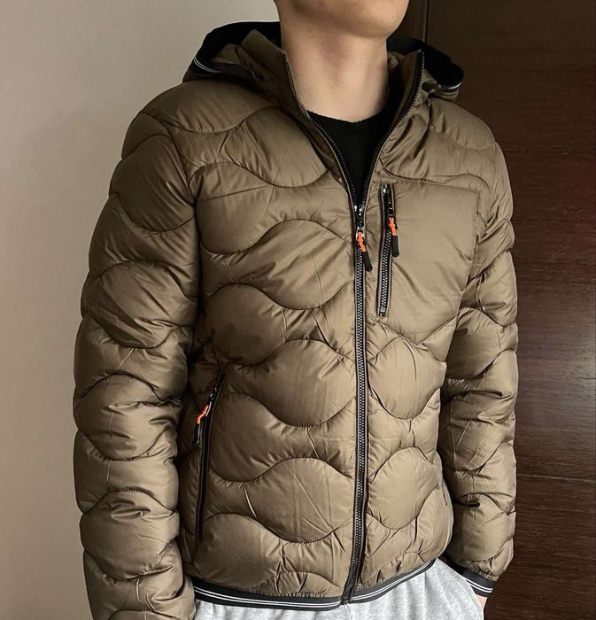 Мъжко зимно яке с качулка