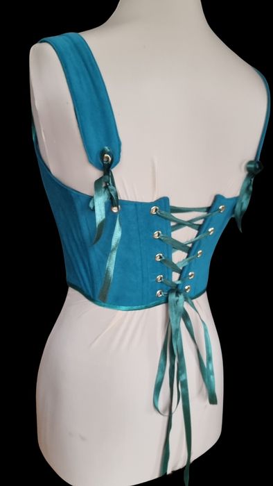 Съвременен корсет