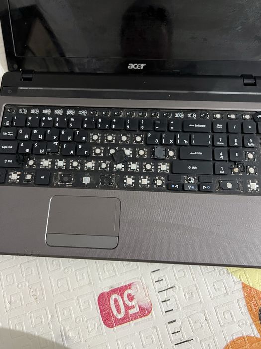 Ноутбук на запчасти