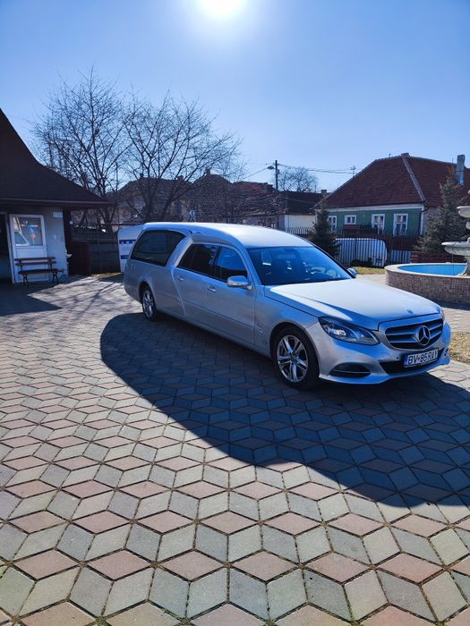 De vânzare Mercedes dric funerar W211