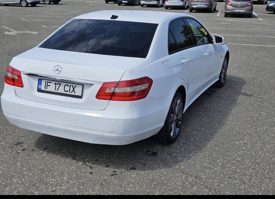MERCEDES-BENZ E-Class 2012 — imagine 5