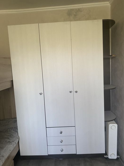 Продается кровать и шкаф