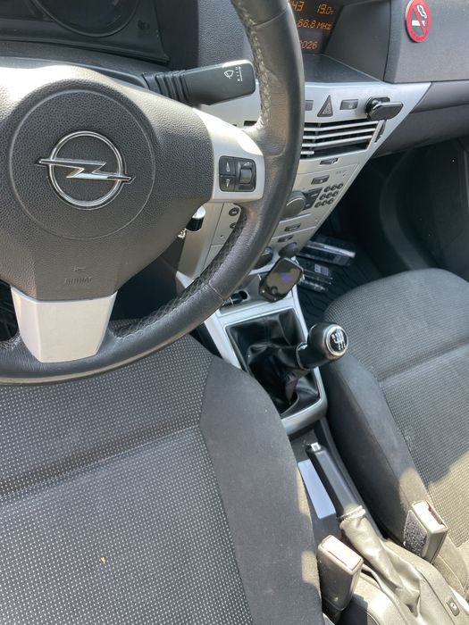 Vand/Schimb Opel Astra H 2009 Hatchback