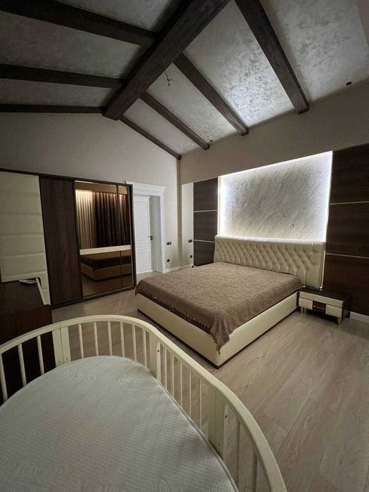 ЖК БАУРУМ да 4 хона срочно сотилади