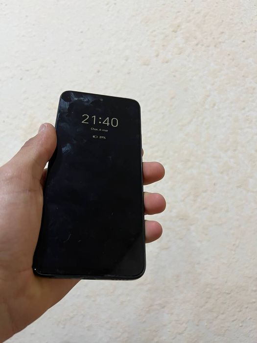 Horon X7d 128/6 korobka dakumenti bor holati ideal 1oy ishlatilgan