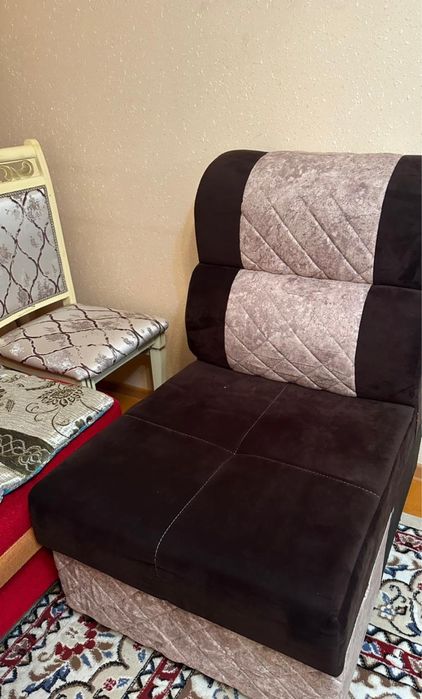 Продается диван в отличном состоянии