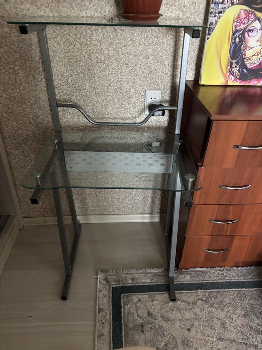 Компьютерный стол