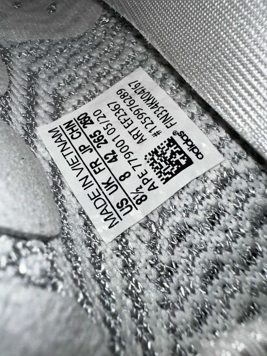 Yeezy 350 V2 White