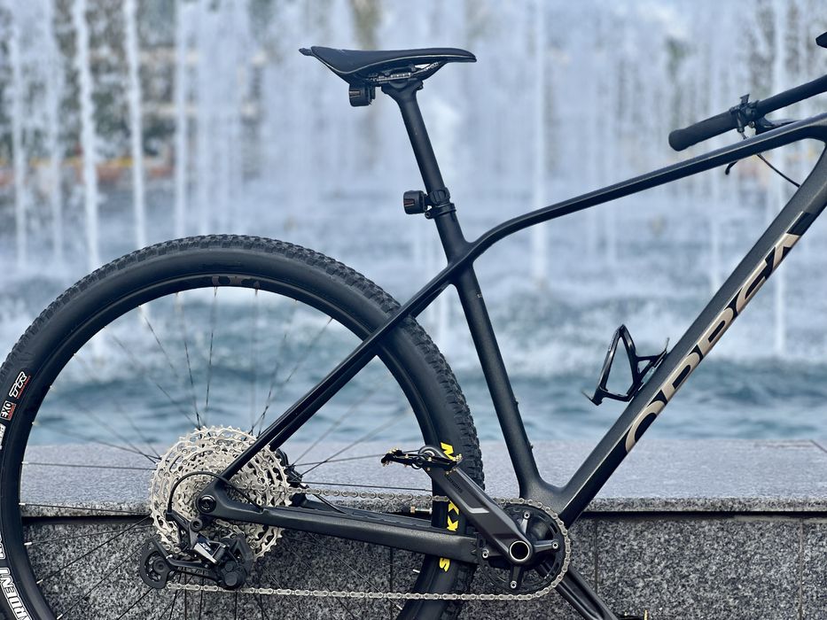 Orbea Alma M30 карбон 29