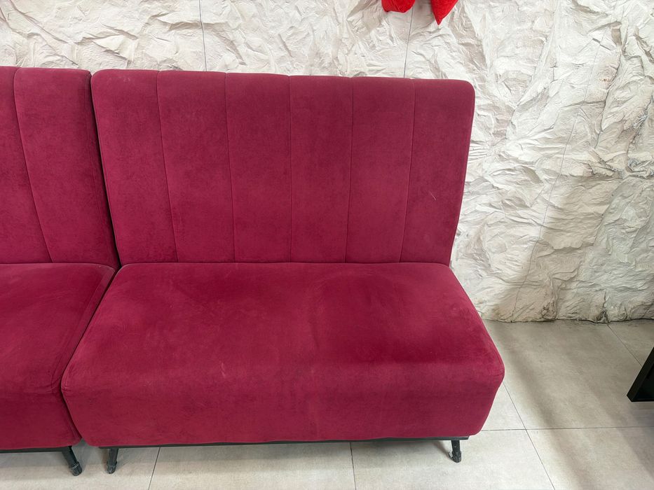 Продам мягкую мебель для кофейни