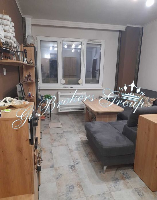 Продава се Тристаен апартамент в Бургас, Център - 67 кв.м за 2511 €/кв.м - Снимка #1
