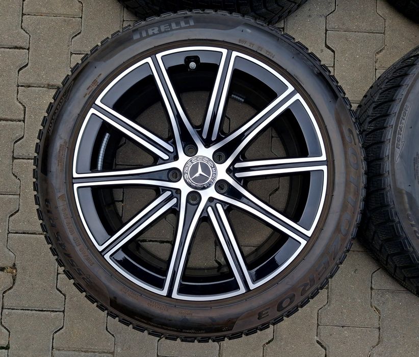 Jante Mercedes AMG NightPaket Diamond Cut pe 19 cu anvelope Pirelli roti jenti  BMW Audi