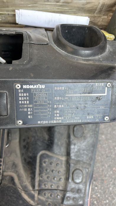 Продам вилочный  погрузчик Komatsu