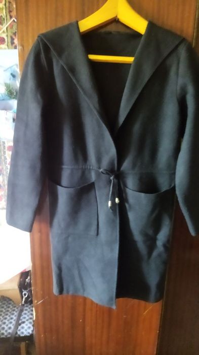 Пальто  женское  короткое
