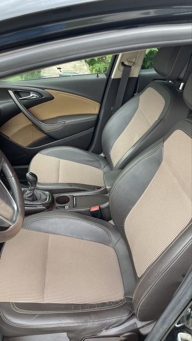 Opel Astra J  1.7Cdti Sports Tourer