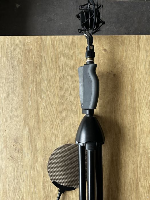 Професионален комплект за запис – RØDE NT1 + M-Audio AIR 192|4