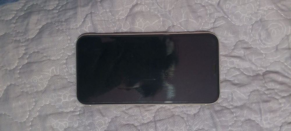 Iphone 11 64 gb radnoy xolatta