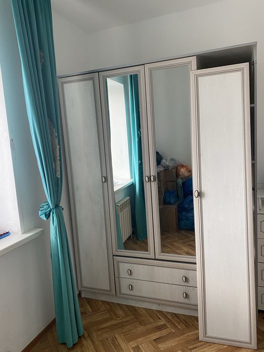 шкаф , комод, тумбочки