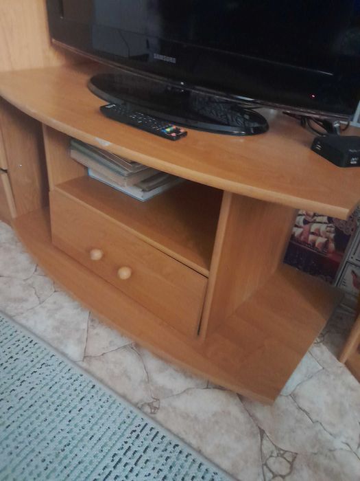 Столик журнальный