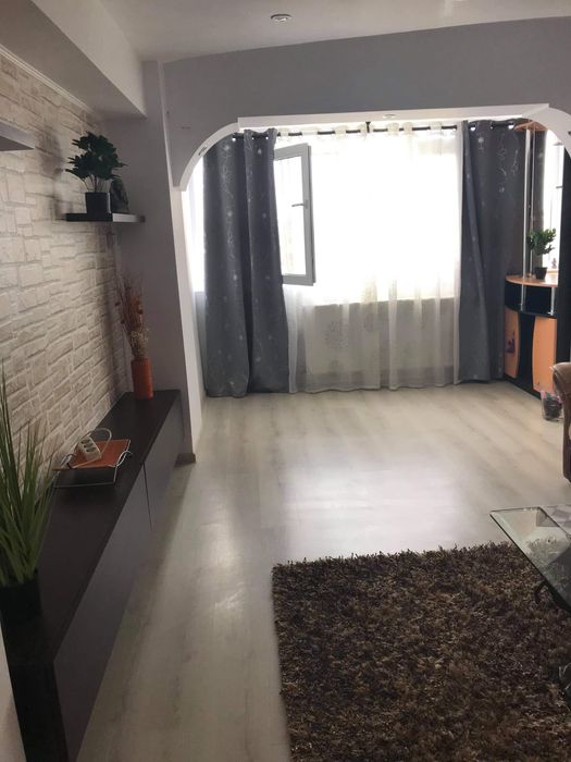 Inchiriez apartament 2 camere