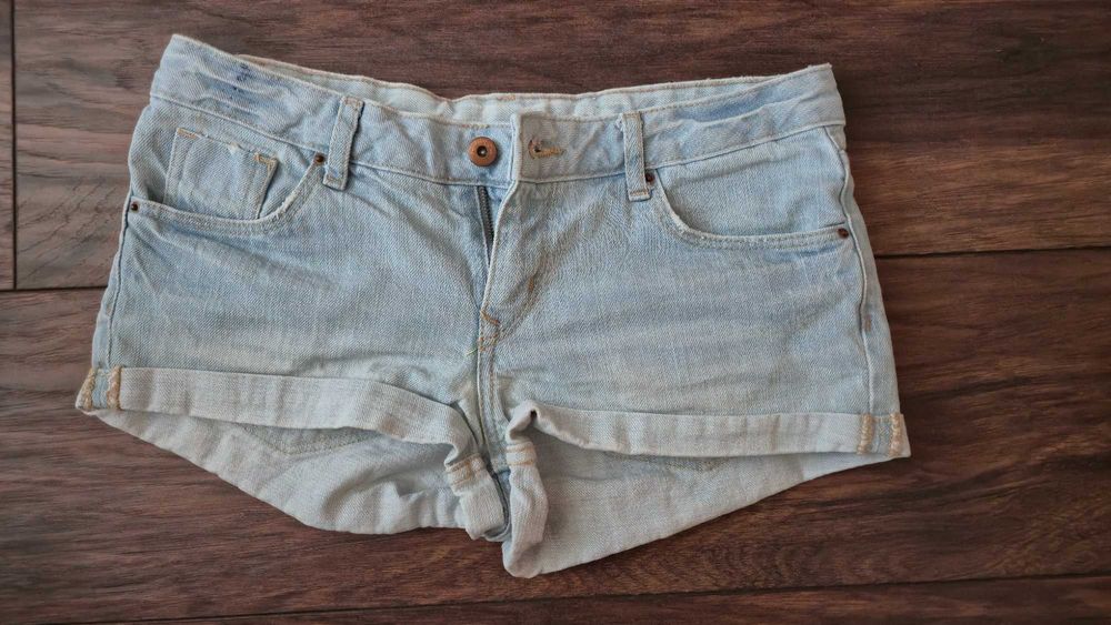 Дамски къси панталони