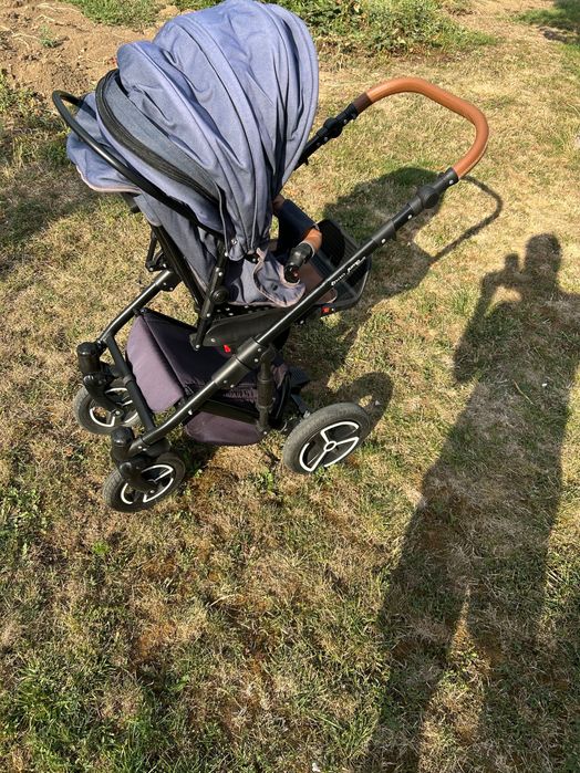 Бебешка количка 2 в 1