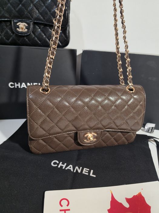 Дамска чанта Chanel Medium Classic Double Flap Bag