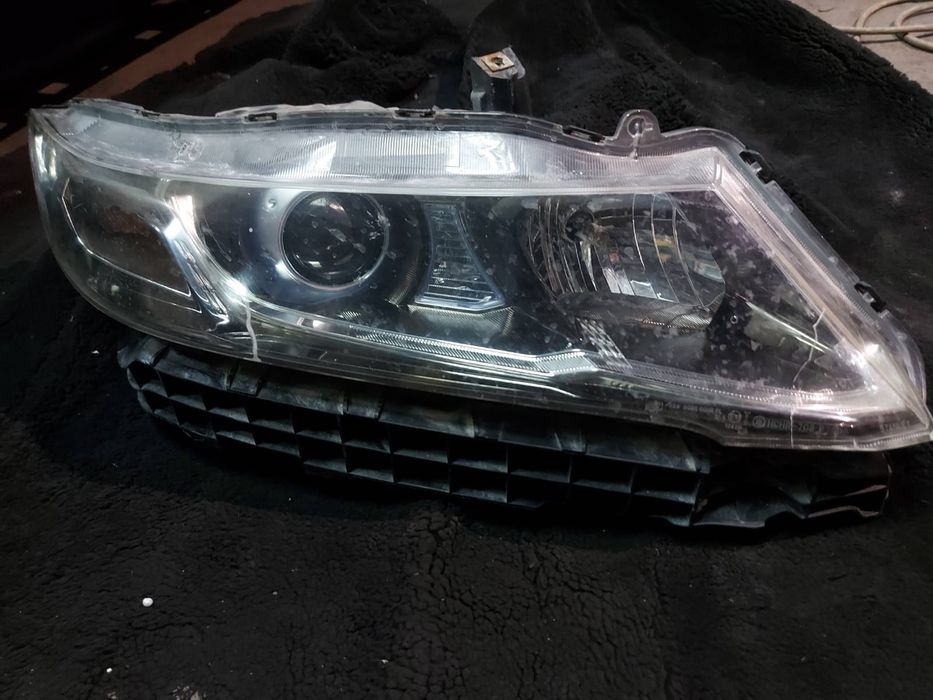Продам фары Honda odyssey