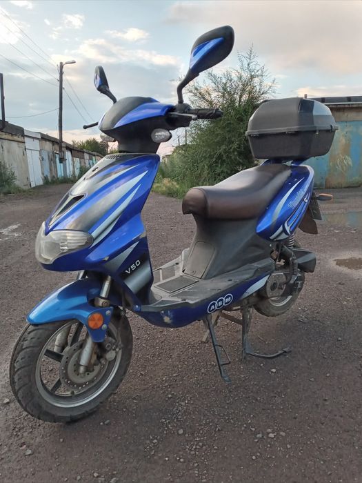 Продам скутер 80 кубов