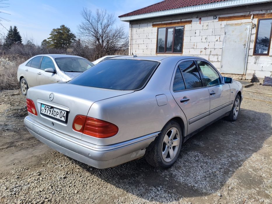 Продам Мерседес w210