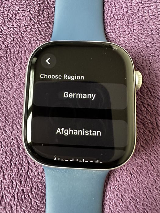 Apple Watch Series 10 (46mm) Silver Aluminum – Cellular (LTE)