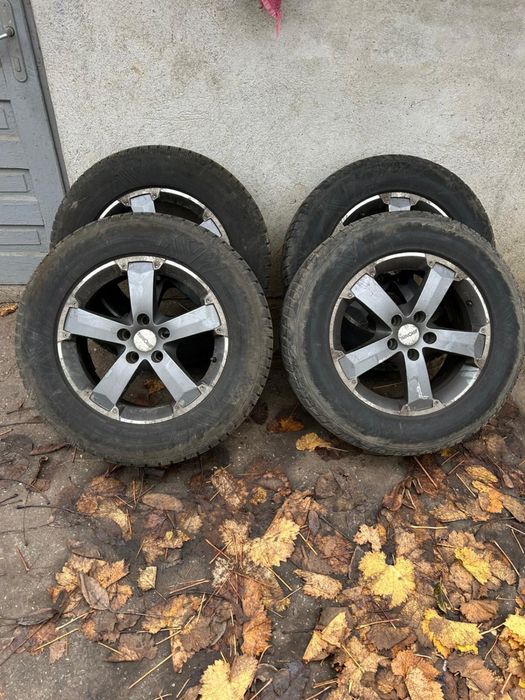 Cauciucuri iarna Viking cu jante