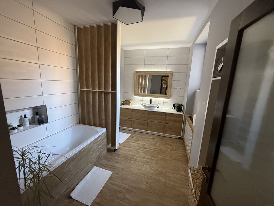 Apartament Ultra central pe doua nivele