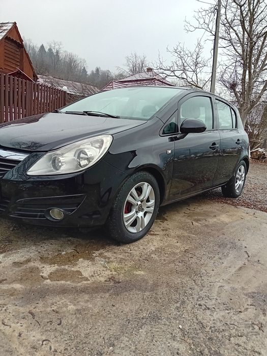 Vând Opel corsa d