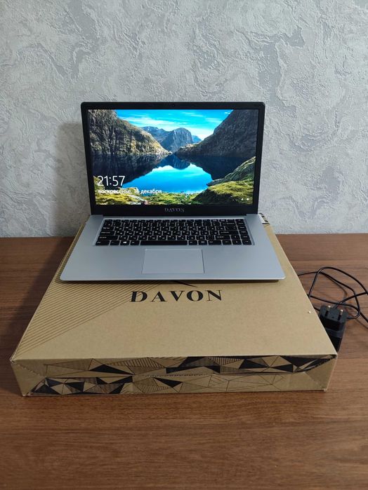 Продам ноутбук Davon