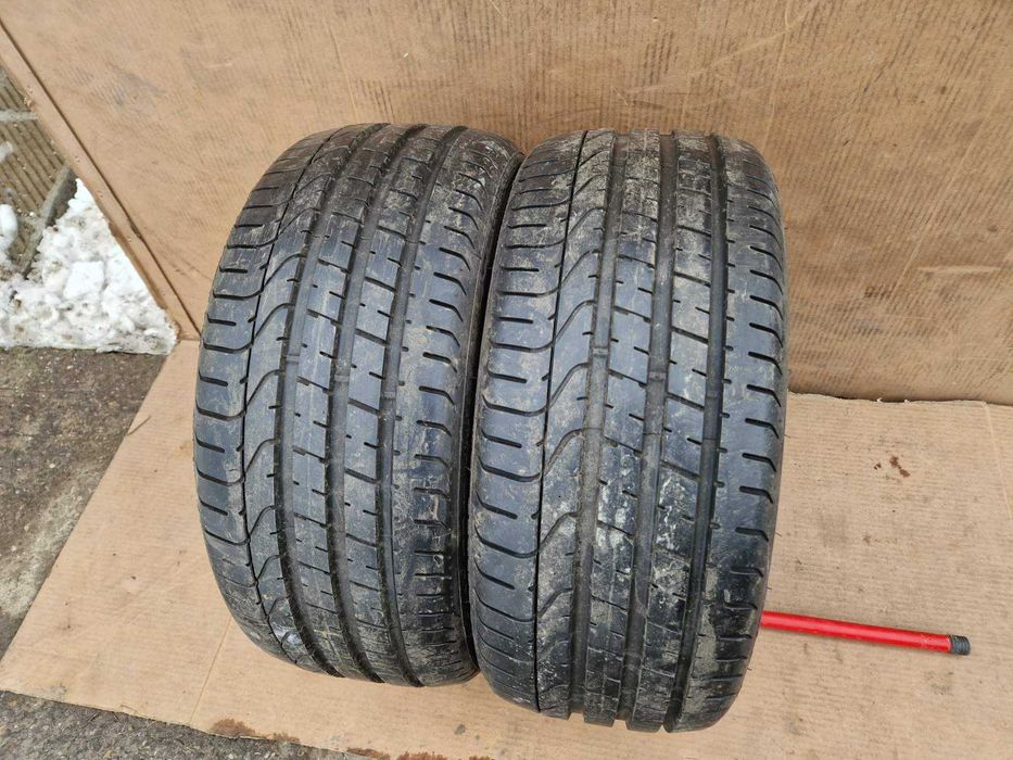 2 Pirelli R19 235/35 Летни гуми  DOT2421