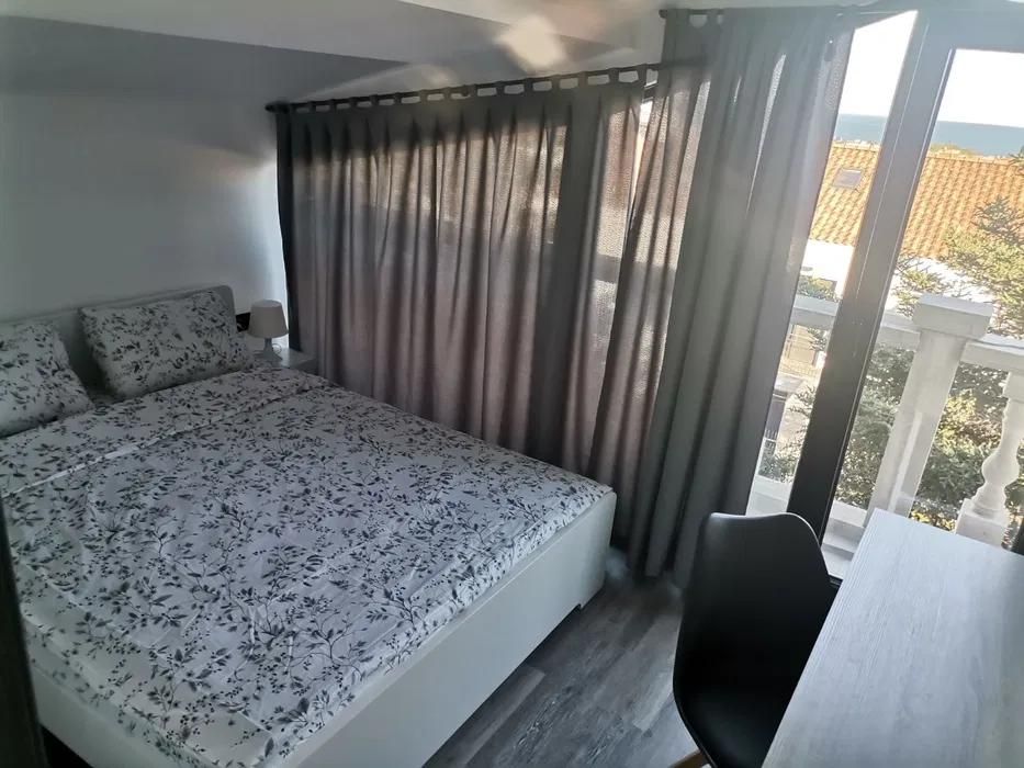 Дава се под наем Четиристаен апартамент в к.к. Св.Св. Константин и Елена - 100 кв.м за 997.05 € - Снимка #9
