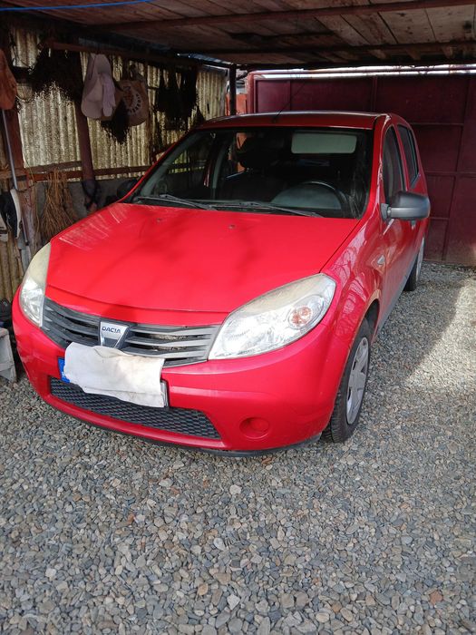 Sandero 1.4 din 2010, benzina, 107000km, inmatriculata