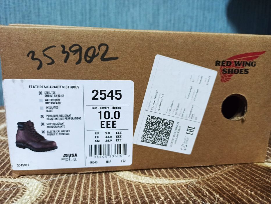 Продам спецобувь, оригинал