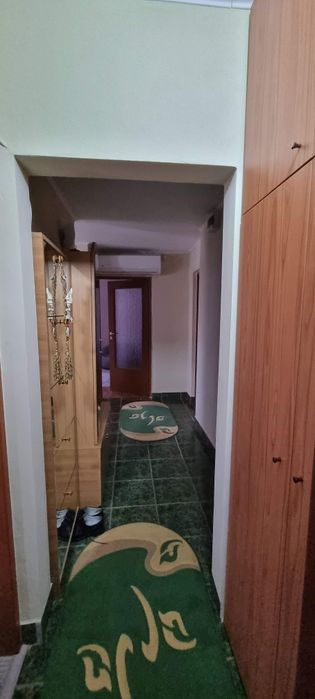 Vând apartament 3 camere