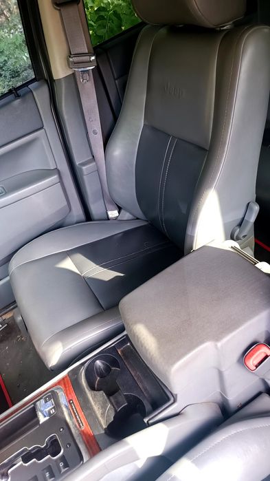 Jeep Grand Cherokee WK 3.0crd на части