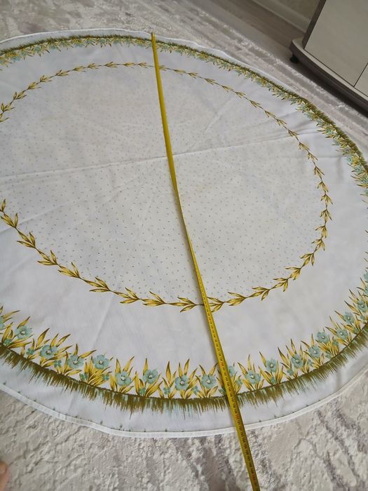 Скатерть на круглый стол