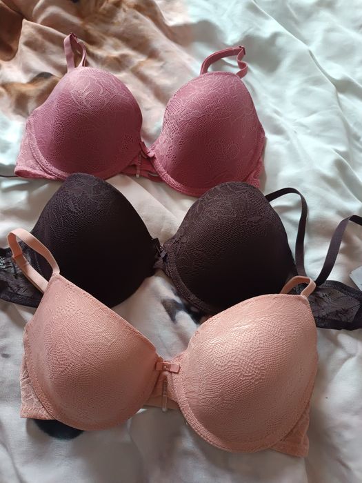 Primark,32D,75D оригинални комплект сутиени