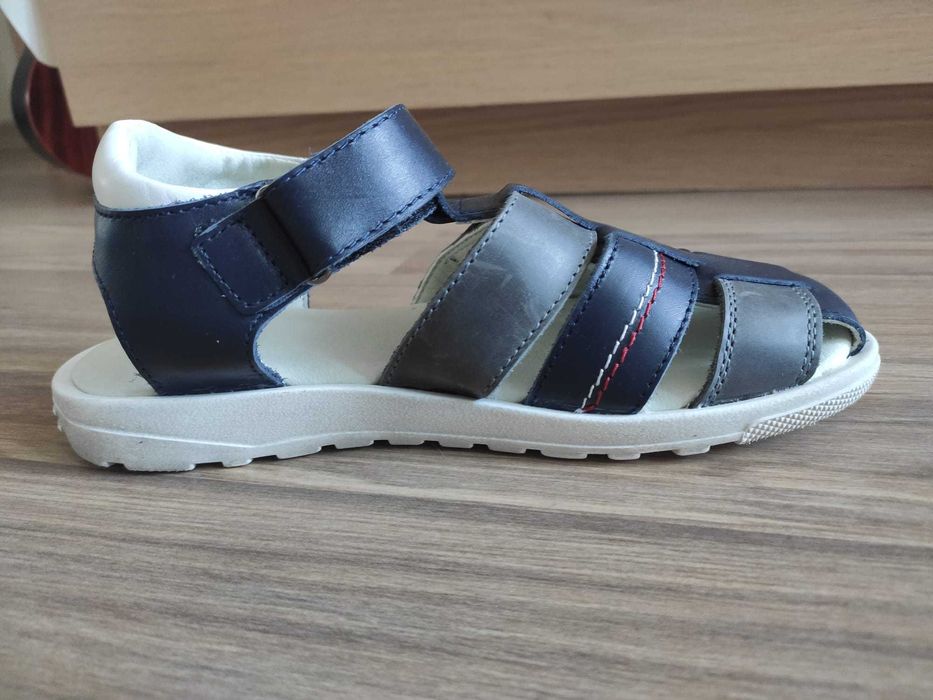 Нови сандали за момче, изцяло естествена кожа Колев и Колев, номер 34