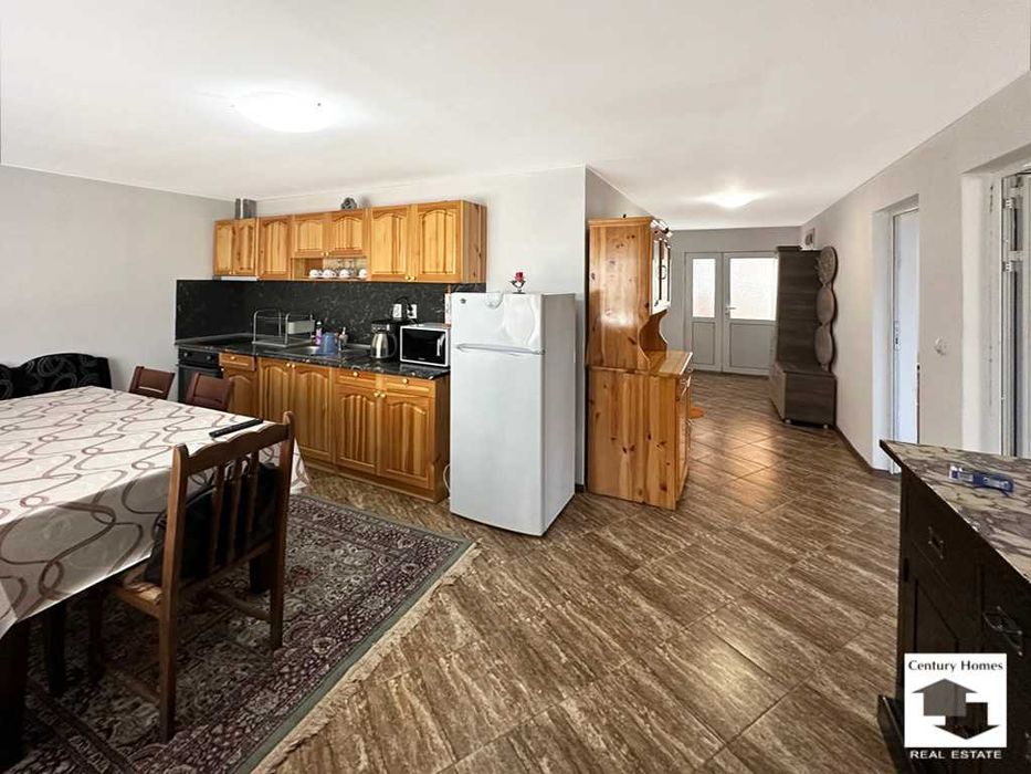 Продава се Къща в Елена - 100 кв.м за 1500 €/кв.м - Снимка #1