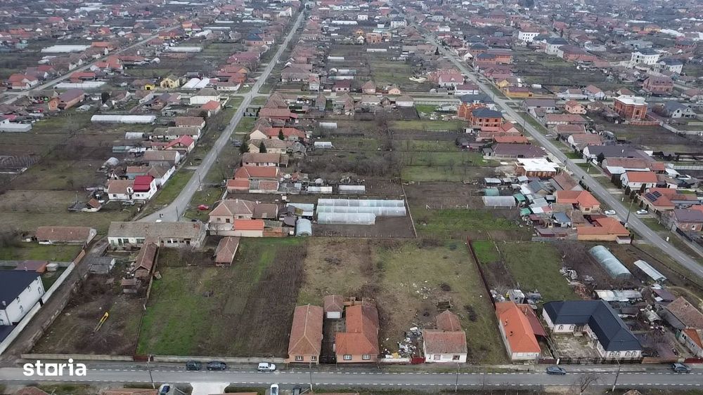 Casă de vânzare cu Teren4319mp PotențialViitorPozitieComercial Curtici