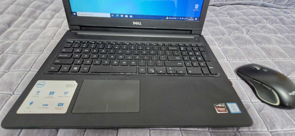 laptop Dell Inspiron 15 3567 i7-7500U 15.6 16GB 256GB+1TB AMD Radeon 2GB