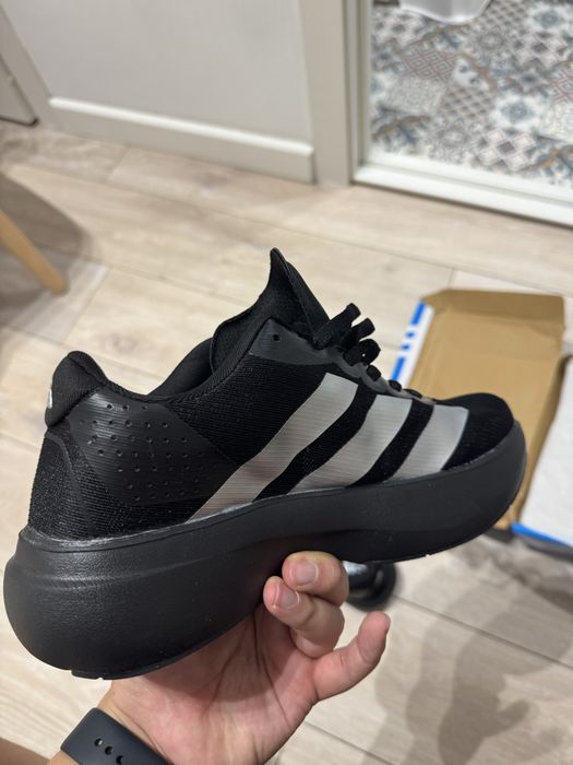 Крассовки Adidas