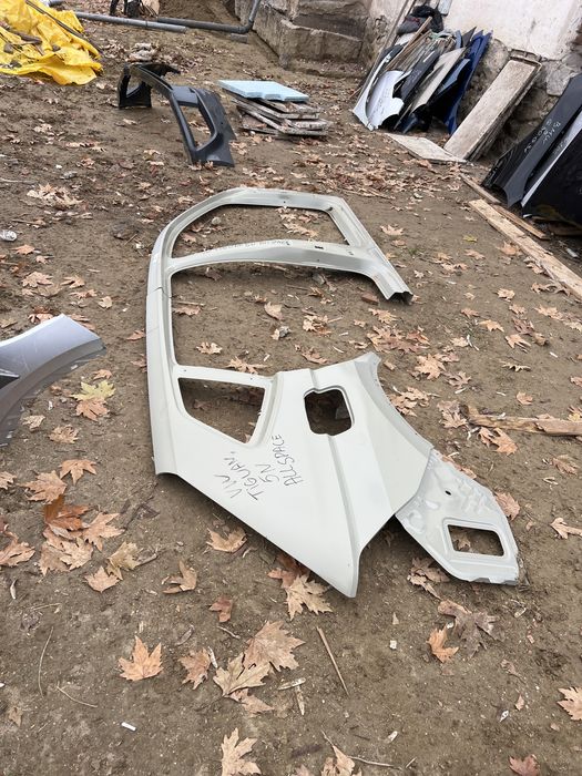 VW Tiguan 5N ALLSPACE заден десен калник панел колонка праг